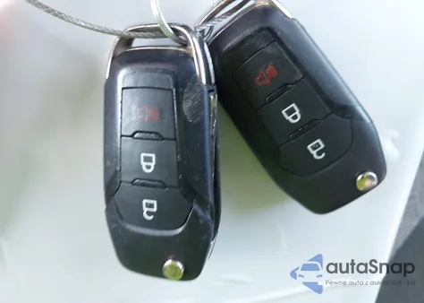 2022 Ford Maverick Xl z USA, uszkodzony, nr VIN 3FTTW8F99NRA19847